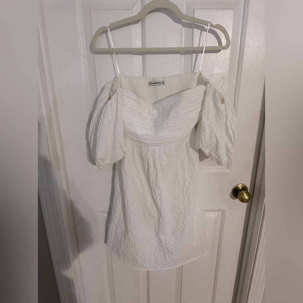 Elegant White Off-Shoulder Women's Dress